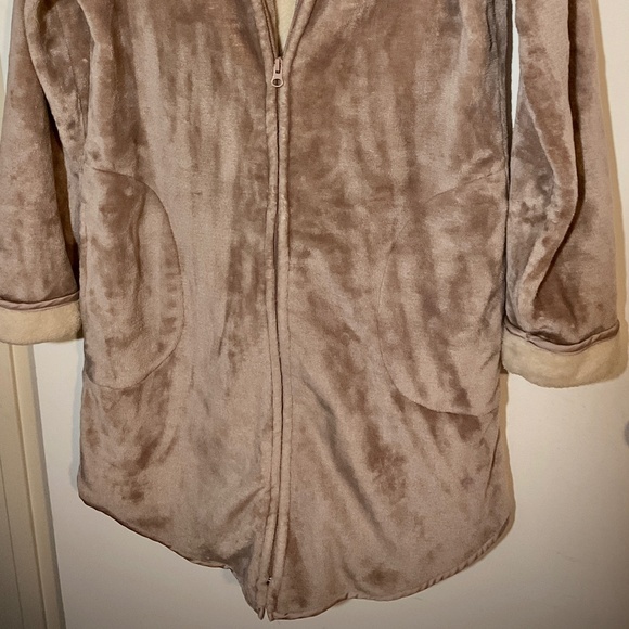 New Women’s Koolaburra by UGG Jacket Full Zip Sherpa Lined Long Length Tan XS - Picture 6 of 9